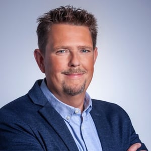 Stef Lambrechts headshot